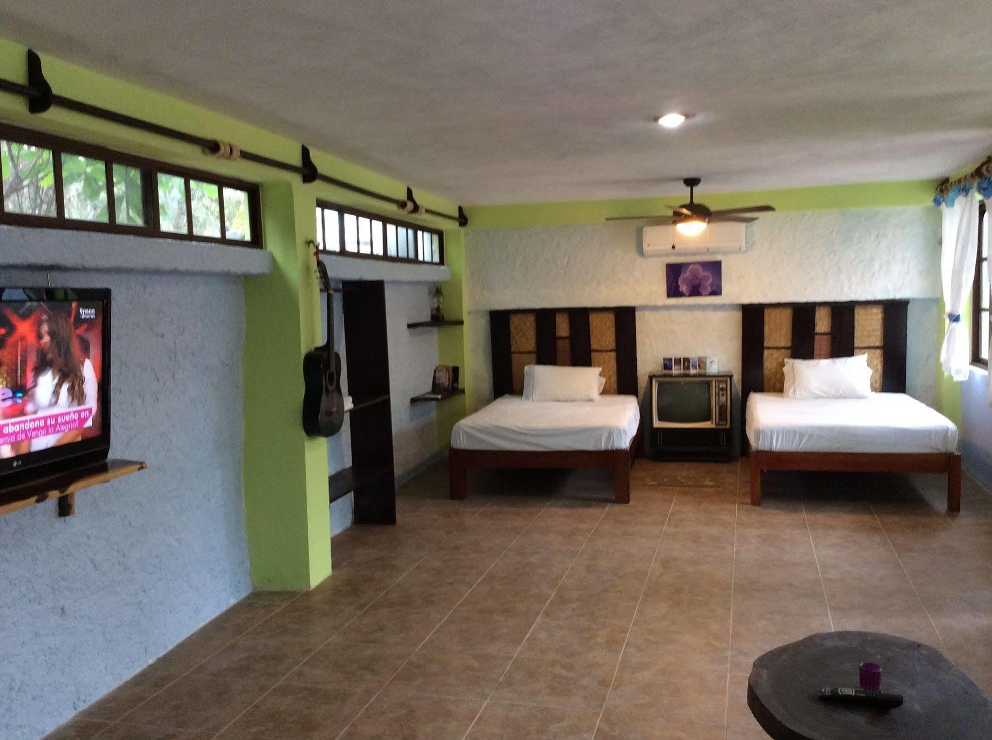 Marvin Suites Isla Holbox Екстериор снимка