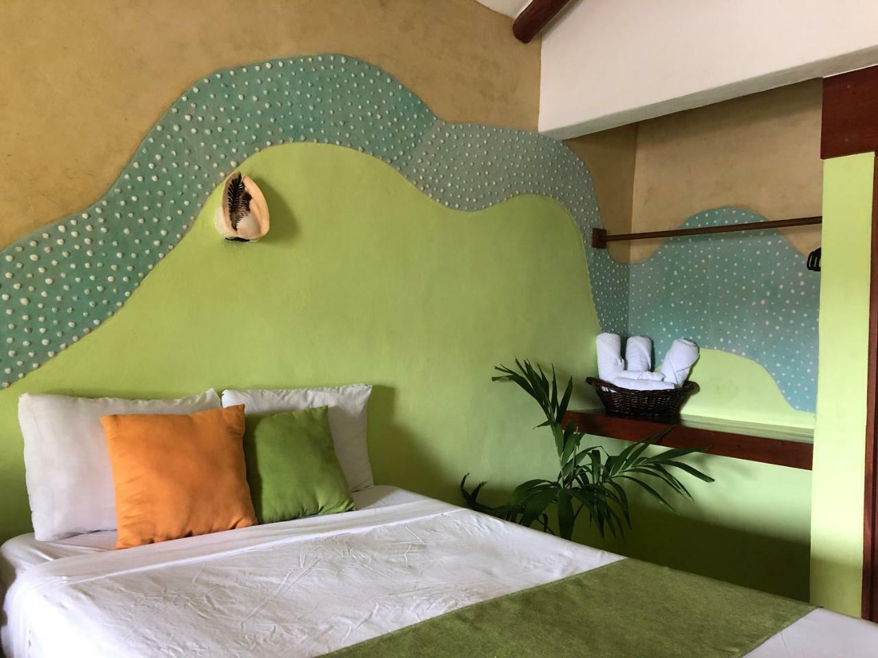 Marvin Suites Isla Holbox Екстериор снимка